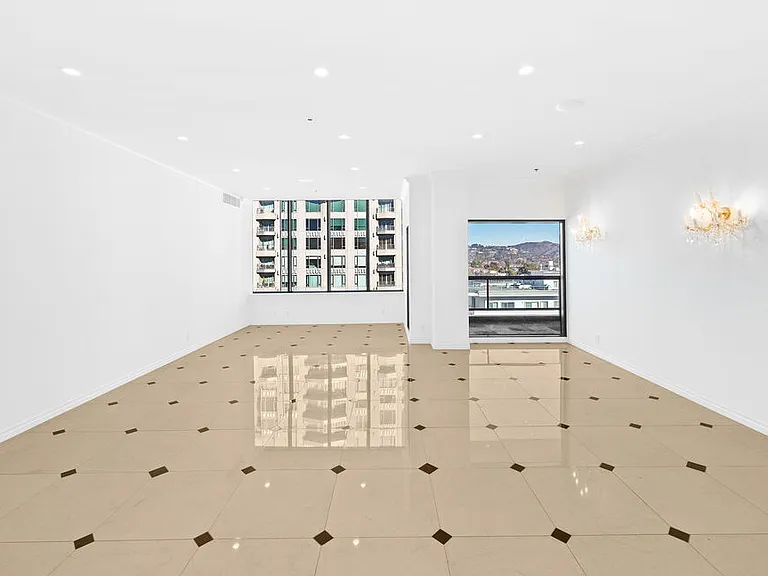 10724 Wilshire Blvd #Penthouse 1505 — Photo 9
