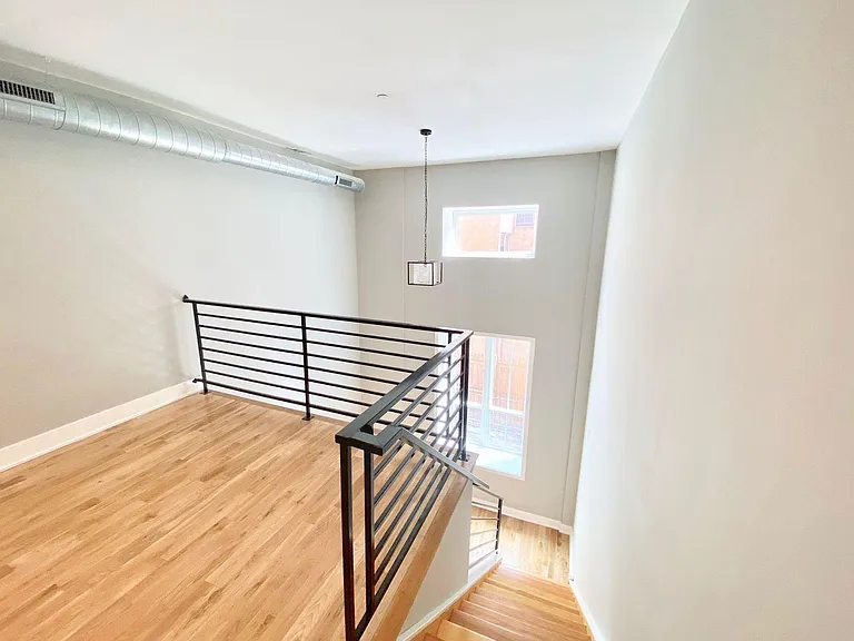1521-23 W Girard Ave #1O5 — Photo 7