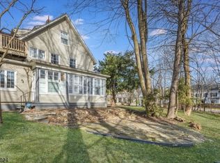 232 Orange Rd APT 5, Montclair, NJ 07042