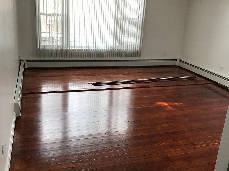 2nd image of 32 Comet Rd #2