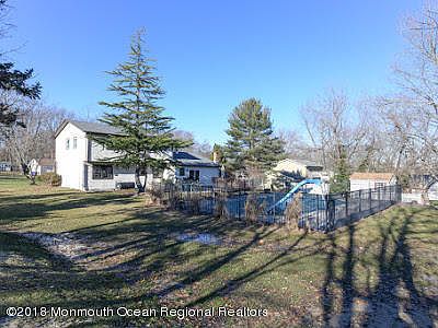 3rd image of 742 Revere Dr