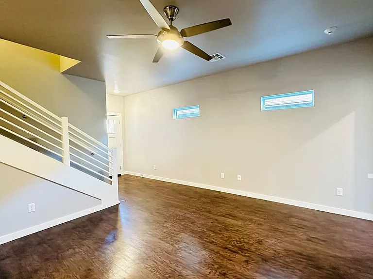 2116 Camino Del Plaza Ln — Photo 7