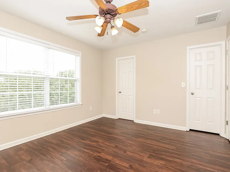 1606 Safe Harbor Ct — Photo 11