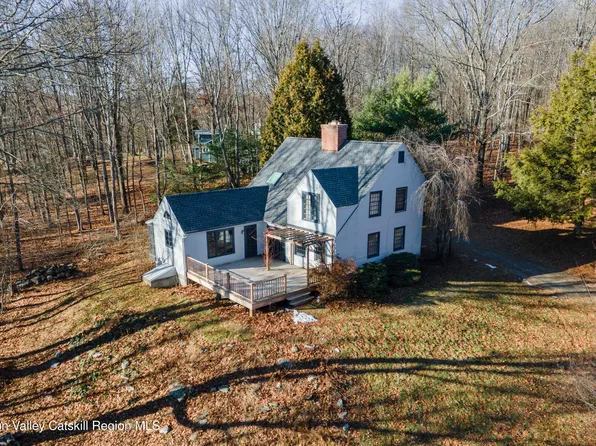 57 Wildflower Hill, Ancram, NY 12502