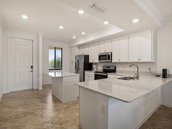 3rd image of 9584 Trevi Ct #5224