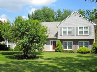 2 Columbia Pl, West Windsor, NJ 08550