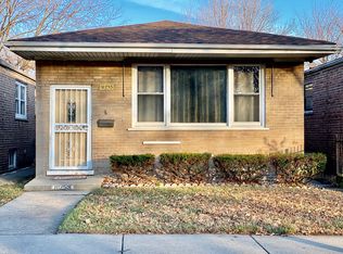 10253 S Yates Blvd, Chicago, IL