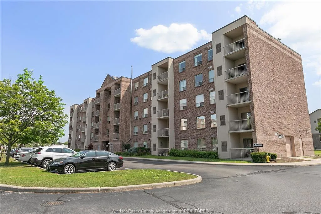 8335 Wyandotte St E #108 photo 1