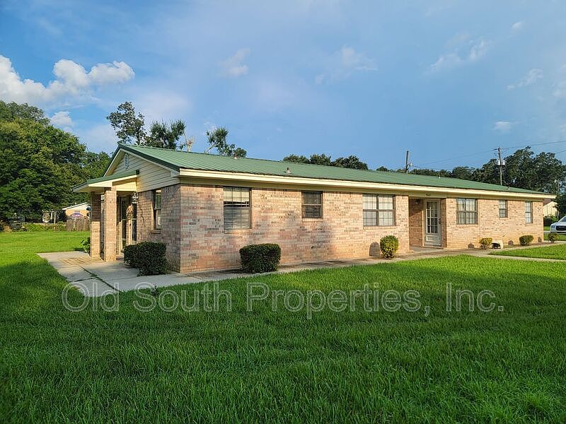 1st image of 9610 Bowman Ave #C
