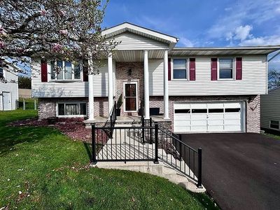 924 Dellapenna Dr, Johnson City, NY, 13790