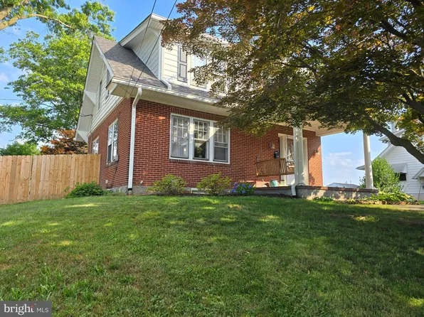 431 Walnut St, Spring City, PA 19475