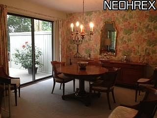 3rd image of 421-16 Knollwood Dr