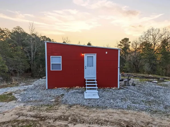 499 Quail Dr, Calico Rock, AR 72519