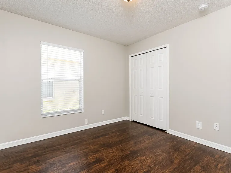 2262 Mallard Creek Cir — Photo 12