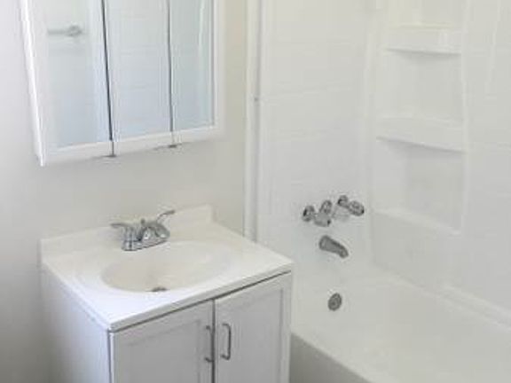 5th image of 1549 W 224th St APT 201
