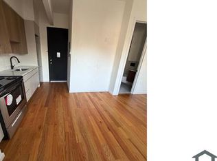 864 E 215th St #2F, Bronx, NY 10467
