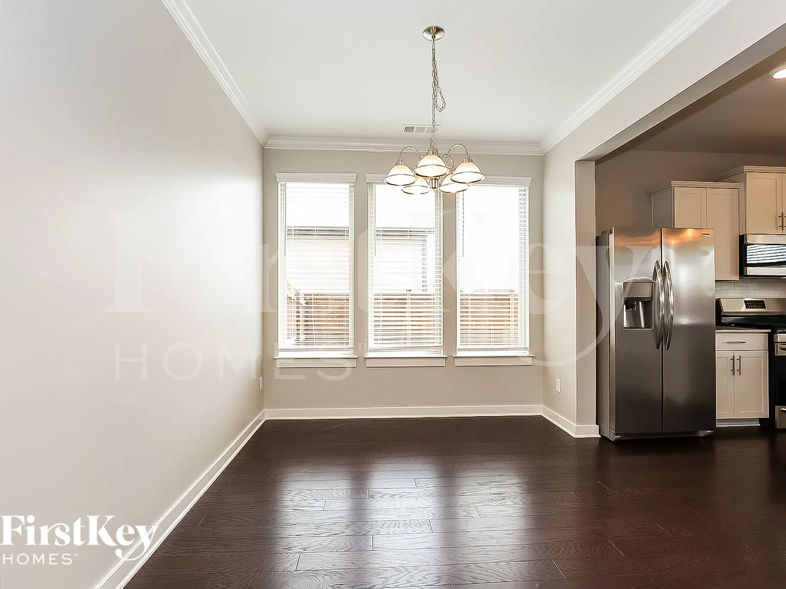 4 bed, 3.0 bath, 2498 sqft, $2,850 — Photo 4
