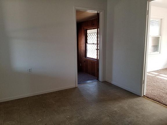 2nd image of 1205 N Richmond Ave