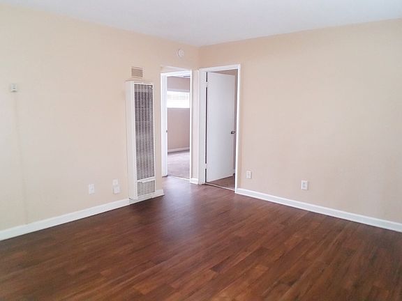 4th image of 552 D St APT 21