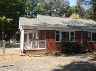 917 McAlway Rd, Charlotte, NC 28211