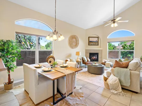 6963 Carmelito Loop NE, Albuquerque, NM 87113