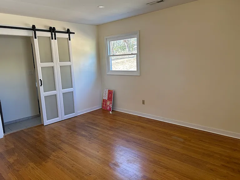 2629 Commonwealth Dr #1 — Photo 15