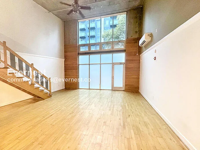 311 Oak St #104 — Photo 6