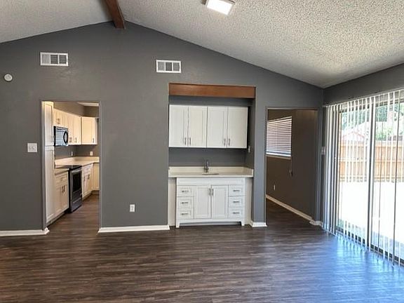 2nd image of 410 Towne House Ln #2