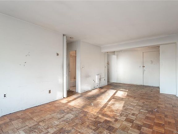 4th image of 505 Central Ave APT 825