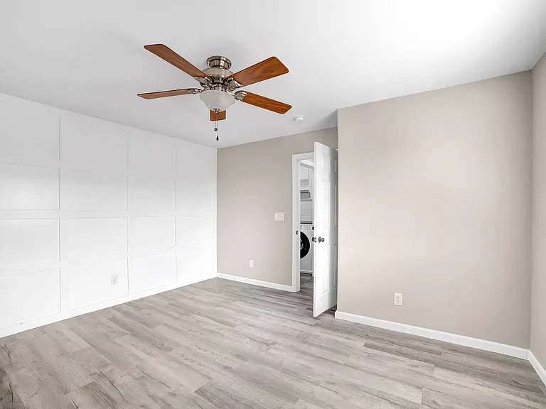 12028 Hathaway Pines Ln — Photo 16