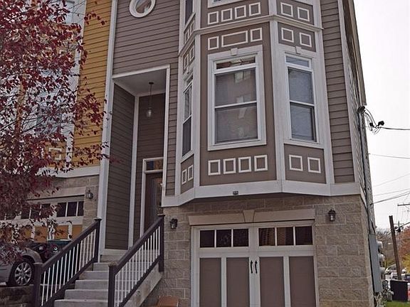 2nd image of 2103 Herrick Ave