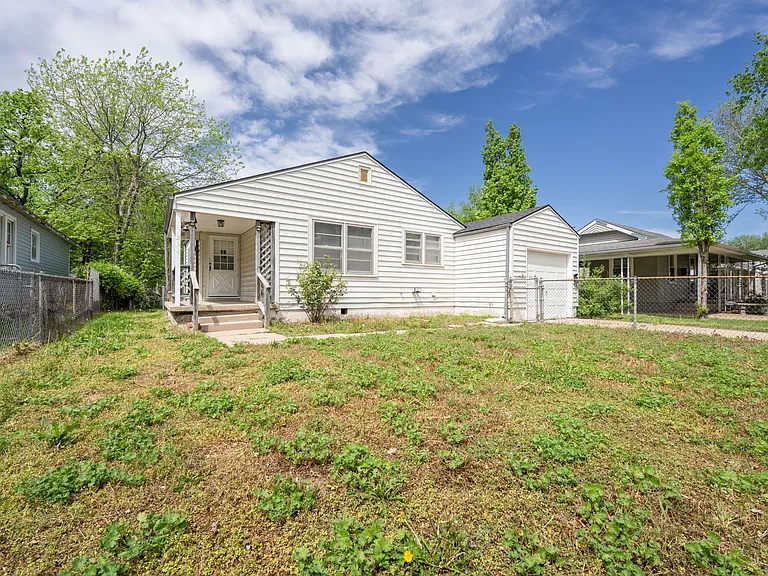 2143 S Wichita St — Photo 15
