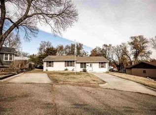 510 W Oak St, Junction City, KS 66441