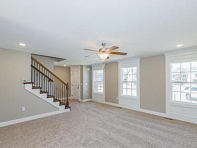5th image of 7802 N Tipton Ave