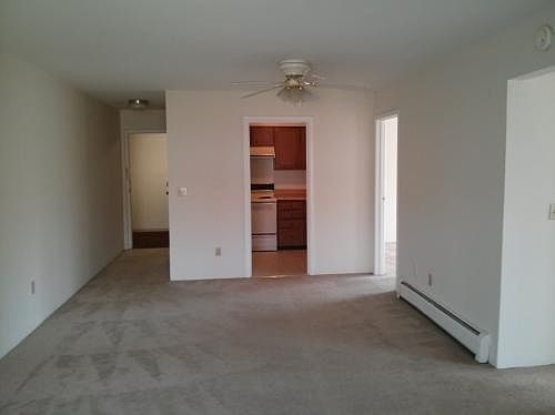 3rd image of 1813 Mears Ave