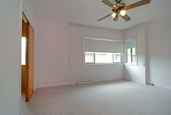 5th image of 4901 Carol St #E