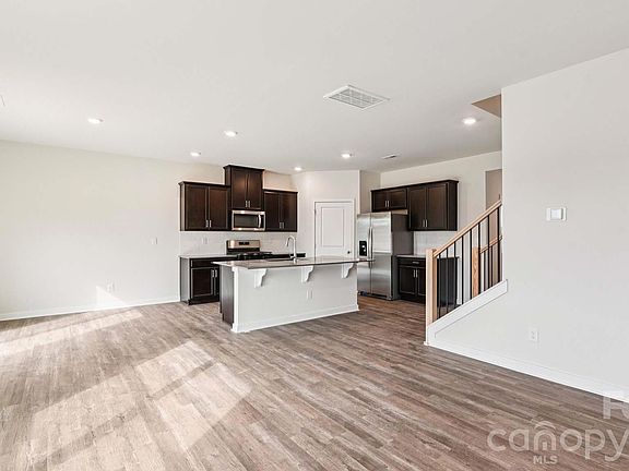 4th image of 5556 Pamplona Way