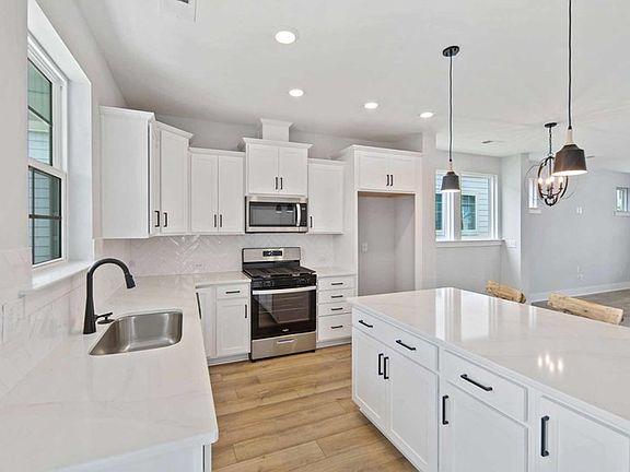 The Lindenberry - Kitchen