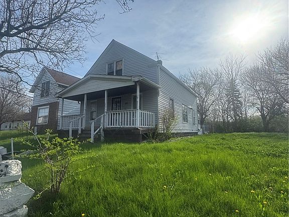 3rd image of 3843 E 78th St