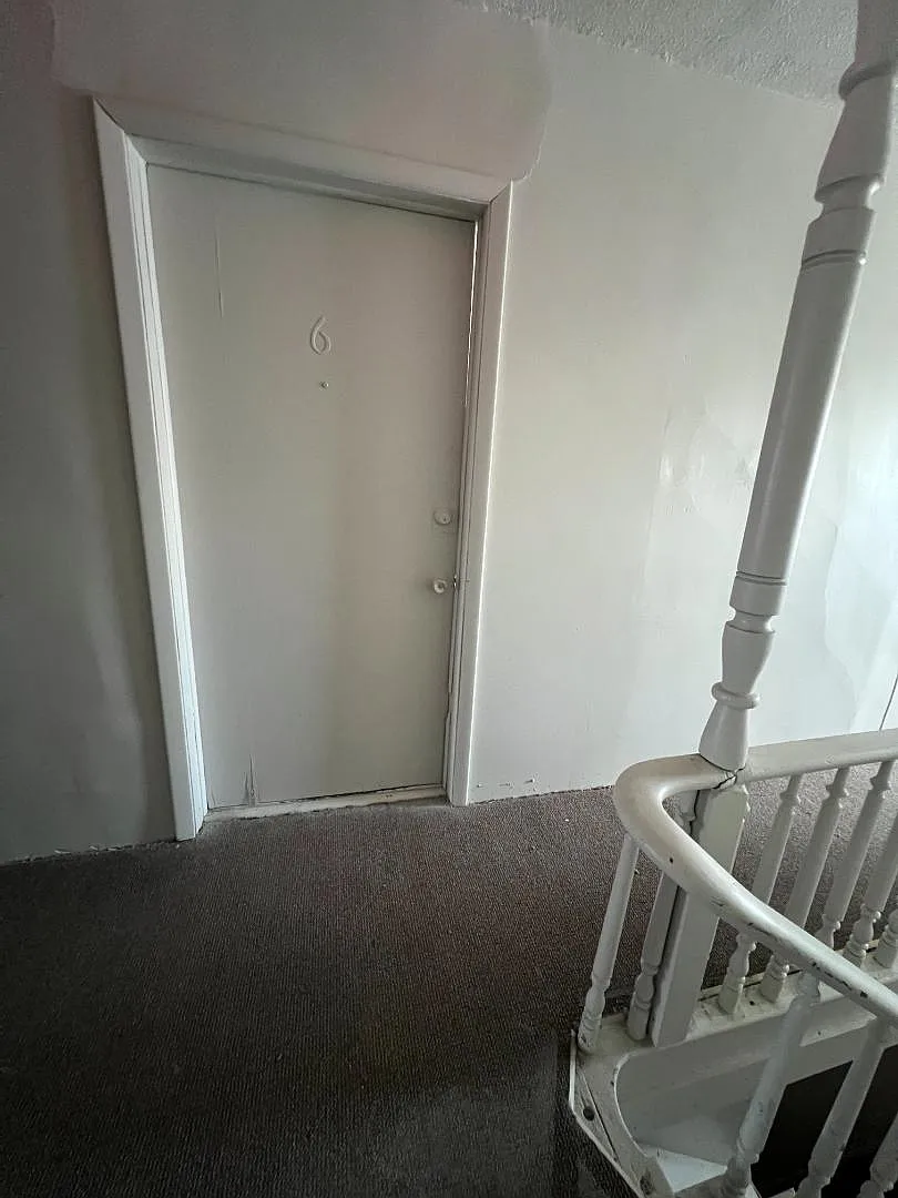 208 E B Ave - Unit 6 — Photo 1