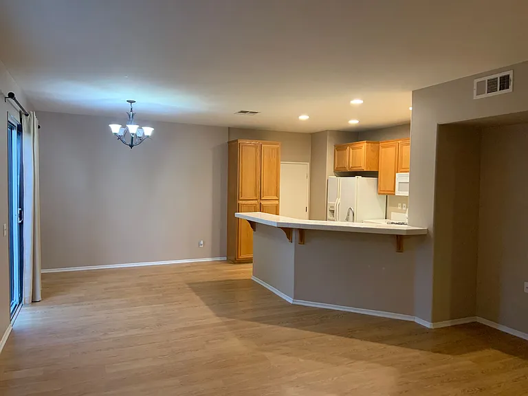 1331 Santa Elisabeth Ave — Photo 8