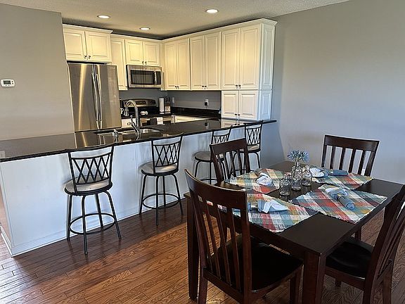 3rd image of 9588 S Pointe Lasalles Dr #105