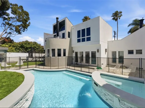 845 11th St, Manhattan Beach, CA 90266