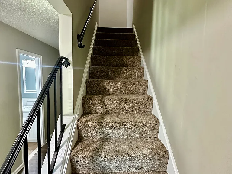 3070 Tecumseh Ct — Photo 11