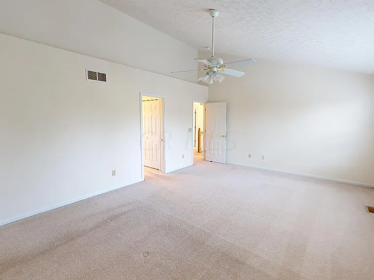 6498 Ringsend Ct — Photo 30