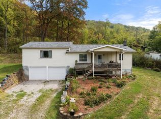 19 Chevy Ln, Moundsville, WV 26041
