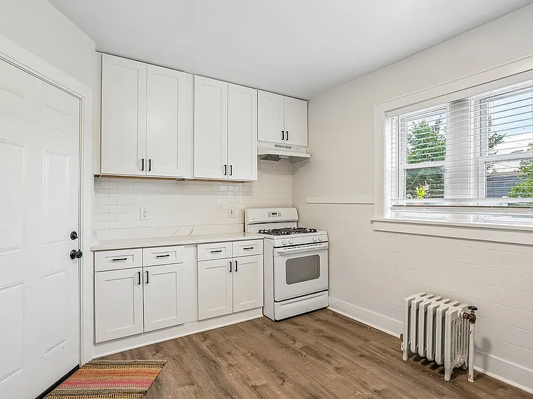 226 Lemont St #2 — Photo 7