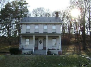 3 Old Bridge Ln, Felton, PA 17322