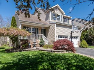 61 Ballard Pond Dr, Washingtonville, NY 10992