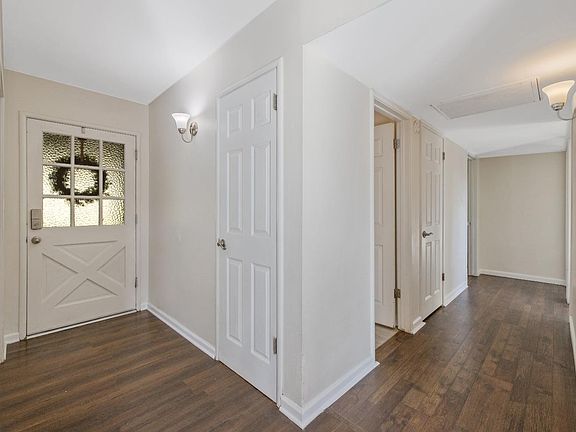 4th image of 2055 N Burl Dr